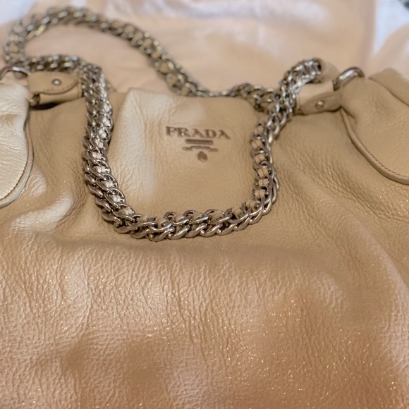 Very Nice authentic two tones leather Prada bag. - Picture 2 of 11